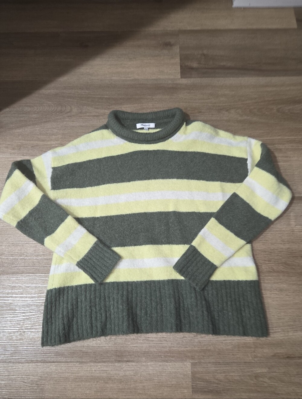 Madewell Merino Wool Sweater in Green and Yellow Size small